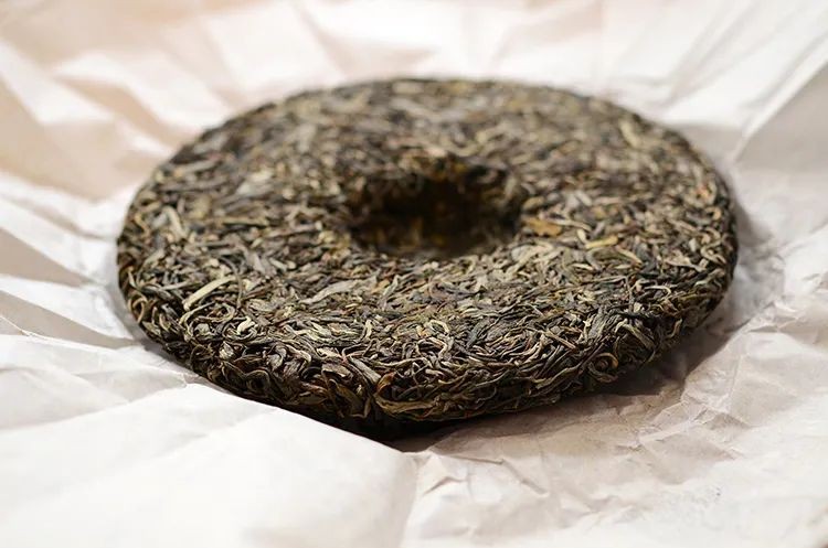 白莺山古树茶特点（花蜜香清香独绝越喝越通透）