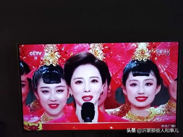 世界上奇闻异事（春节期间的奇闻异事）(6)