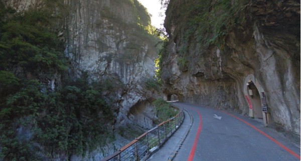 世界十大最危险公路排名，世界上最危险的10条公路-图8