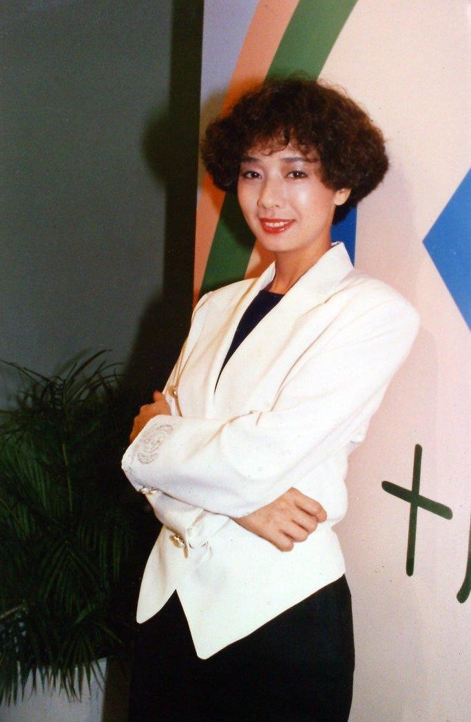 毛舜筠资料简介(张国荣前女友毛舜筠近照)
