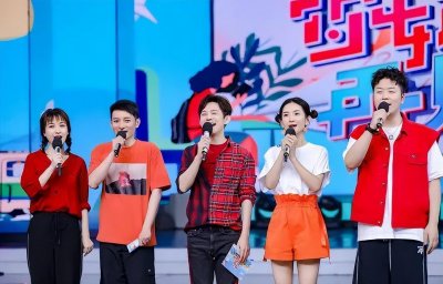 ​《快乐大本营》5个主持人现状：“消失”的这5位中，李维嘉是混的差的！
