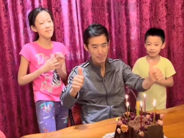 马跃演员个人简介（著名演员马跃父母都是老师）(18)