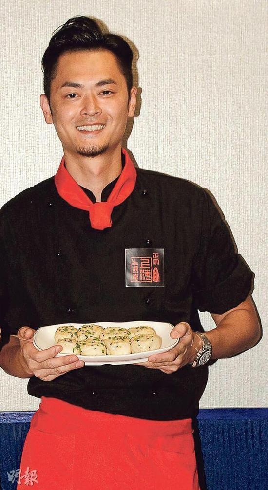 这位歌星将上海最好吃的生煎带到香港,还亲自送外卖