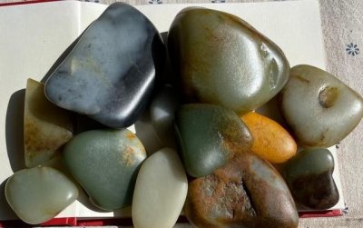 ​和田玉鉴别，和田玉的鉴别小方法？
