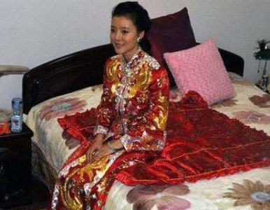 ​车晓无人娶的原因 整容过度与山西首富离婚内幕曝光