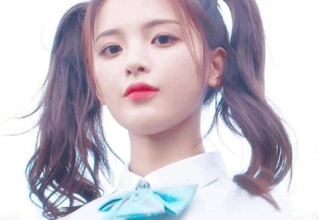 火箭少女101解散，杨超越发言痛哭后改认证为演员歌手，颜值绝了