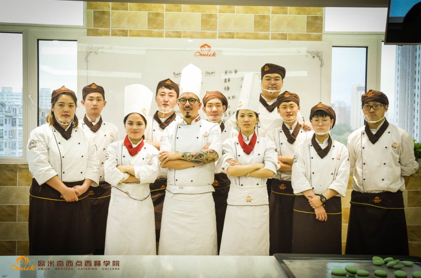 学西点就业前景怎么样：女生学习西点毕业就业前景怎么样？