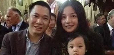 ​赵薇怎么会蠢到穿军旗装（赵薇军旗装事件咋回事）