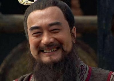 ​高富帅卢俊义的老婆贾氏，为何会看上穷管家李固？她图什么？