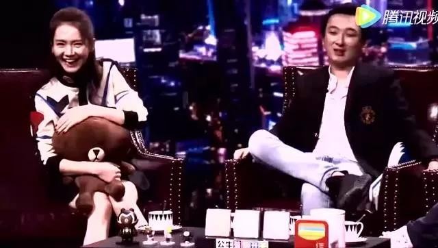 万达公子王思聪欣赏，李承铉心甘情愿做奶爸，戚薇完美的人生