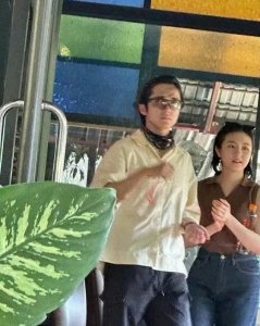 ​张新成李兰迪恋情又添锤！女方晒照偷偷秀恩爱，恋爱六年感情稳定