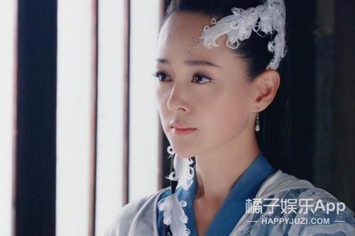 明月心是谁演的(还记得《天涯明月刀》里的明月心吗?她现在长这样)