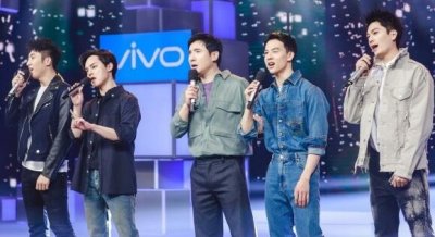 ​尹昉尹正是什么关系合作过飞驰人生是正反组合