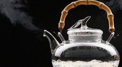 ​水开了是什么样子,锅里的水烧开是什么样子的