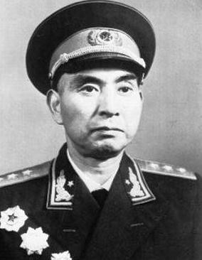 北京军区历任司令员都有谁？谁任职时间最长？谁军衔最高？