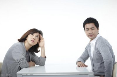 ​男人主动提离婚的心态（男人一吵架就提离婚是什么心理）