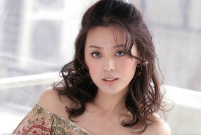​梁爱琪个人资料简介 梁爱琪的胸多大