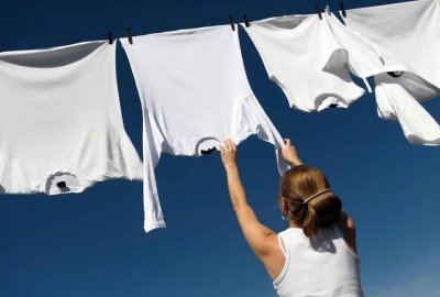​衣服洗完发臭怎么解决,洗完的衣服有股臭味怎么去除掉
