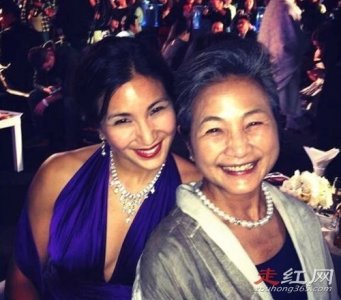 ​郑佩佩女儿惨死怎么回事 三女儿都活得好好的