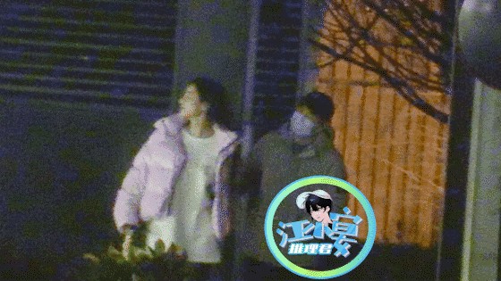 郭麒麟当街亲吻（郭麒麟与一女子街头接吻）(3)