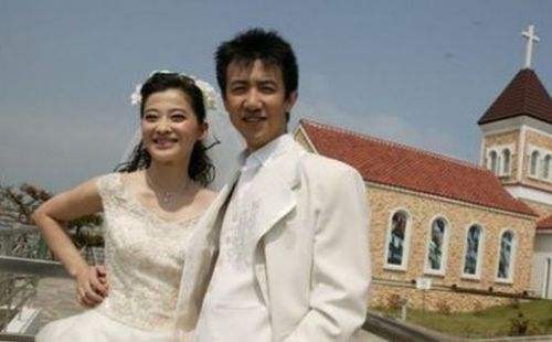 李小冉鄢颇为何分手  揭秘鄢颇不娶李小冉真相原来是这样