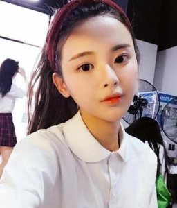 ​杨超越的相片(杨超越的小龙女照片)