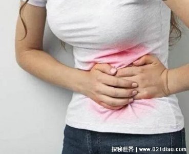 ​女生肚子疼怎么缓解最快方法，三招教你快速缓解(热毛巾敷肚子)