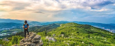 ​信不信我带你爬山是啥梗