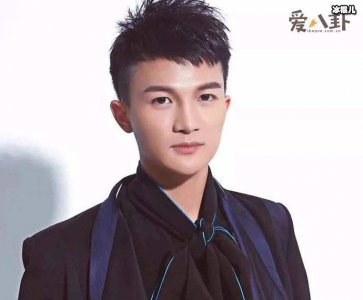 ​周深虚报身高，真实身高有160吗？