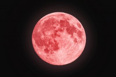 ​红月亮是什么兆头？自然现象(民间传闻是凶兆)