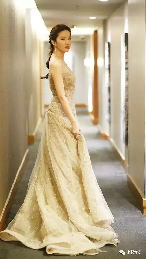刘亦菲气质温婉仙气十足（刘亦菲古典仙气美人）(17)