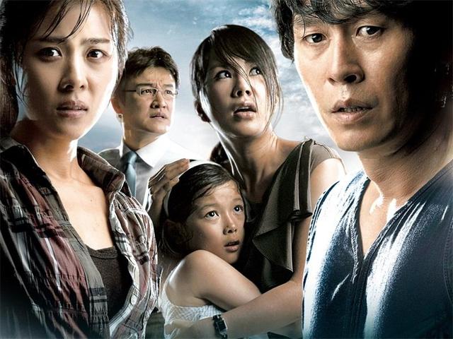512汶川不相信眼泪电影（盘点10大灾难电影）(29)