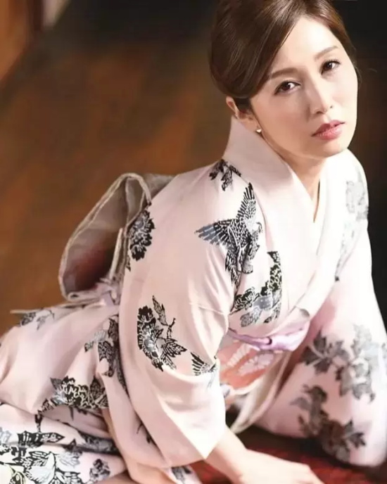 宇宙第一魔女，SOD史上最强人妻——佐佐木明希