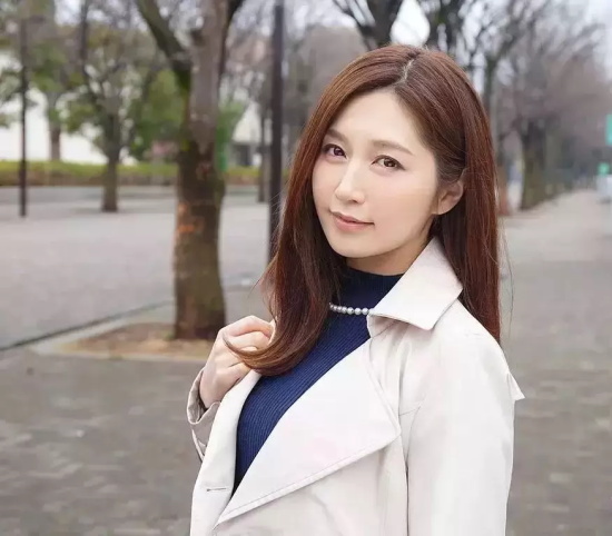 宇宙第一魔女，SOD史上最强人妻——佐佐木明希