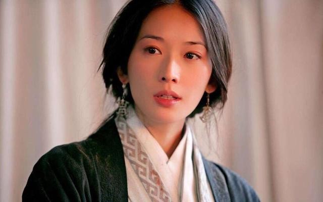 林志玲遭诽谤整容隆胸（造谣林志玲被告将赔偿25万）