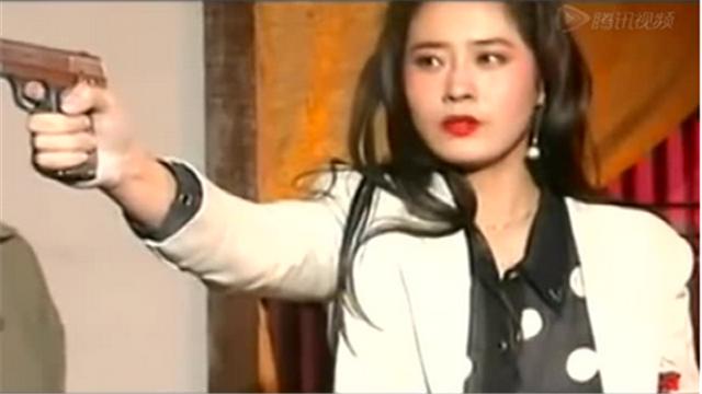 狼行拂晓主演是谁（狼行拂晓老电视剧）(20)