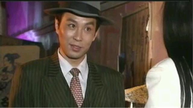 狼行拂晓主演是谁（狼行拂晓老电视剧）(32)