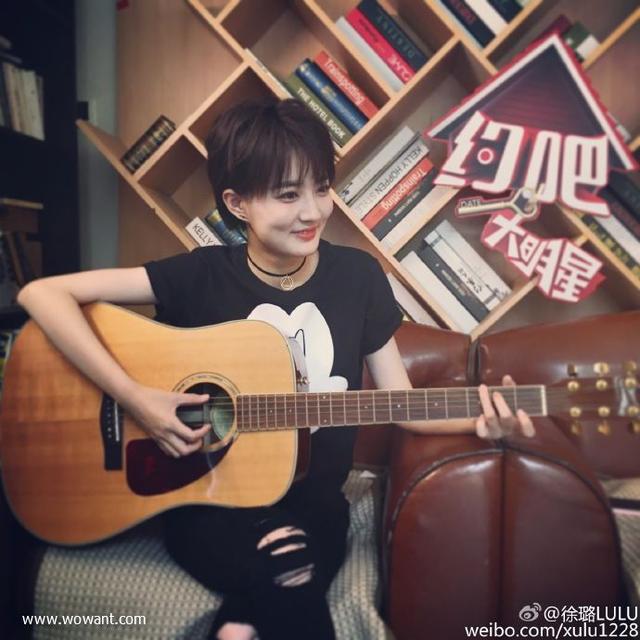 乔任梁去世给徐璐准备了什么（乔任梁的遗体告别）(2)