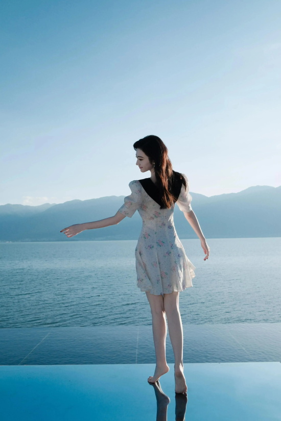 名不虚传的“人间富贵花”:景甜