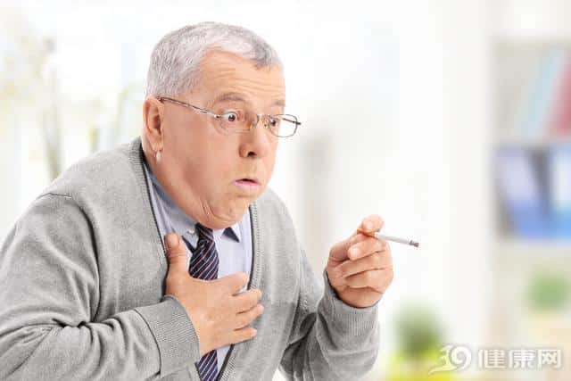 烟瘾犯了会不会胸闷（烟瘾犯了是什么感觉）