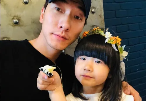张亮和妻子寇静为何离婚（张亮离婚事件始末）(2)_