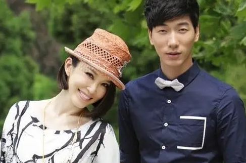 张亮和妻子寇静为何离婚（张亮离婚事件始末）(1)_