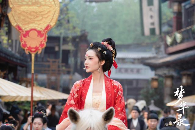 柳云龙优秀演员（近25年来最好的10位国产剧导演）(1)