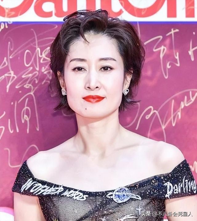 任素汐哪里人个人资料简介（长相一般演啥都一个样）(10)