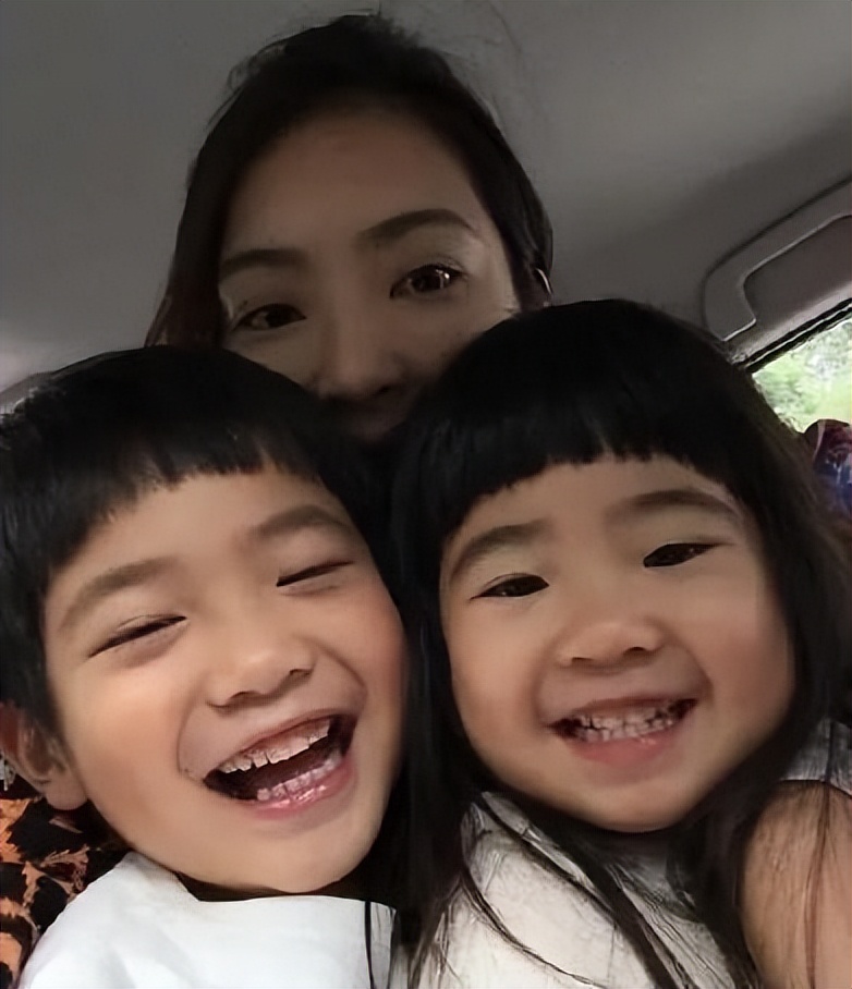 曹格深夜示爱前妻吴速玲,称依然爱她,发出求救信号直呼很痛苦