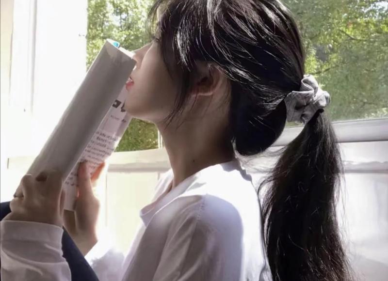 暗恋的女生失恋了怎么安慰 暗恋的女生失恋了我能追吗？