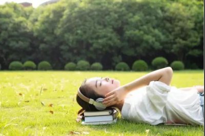 ​女生说让我早点睡什么意思？一般是这3个意思