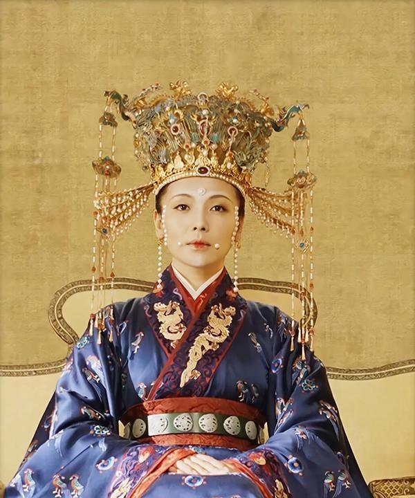 刘涛个人资料（43岁刘涛翻车启示:少妇别“装嫩”演少女）