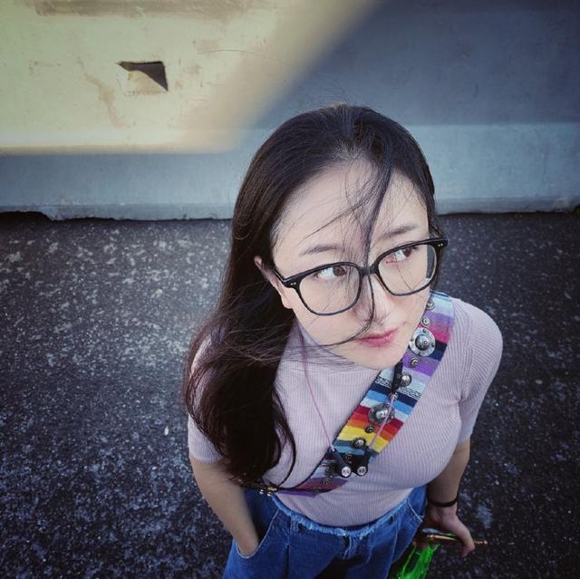 高露个人资料（黄轩唯一承认过的女友）