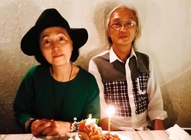 苑琼丹电视剧（苑琼丹三次向男友求婚被拒）